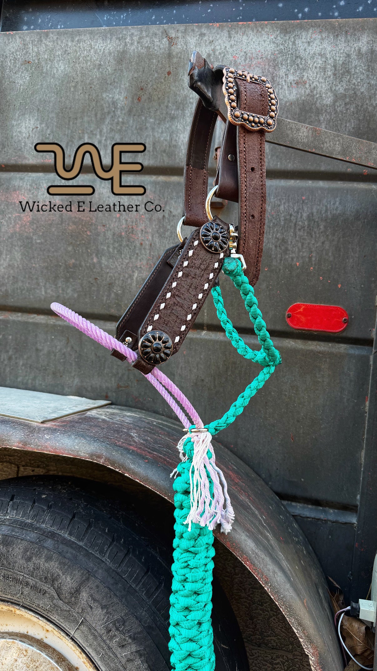 Rodeo Sweetheart Hybrid halter