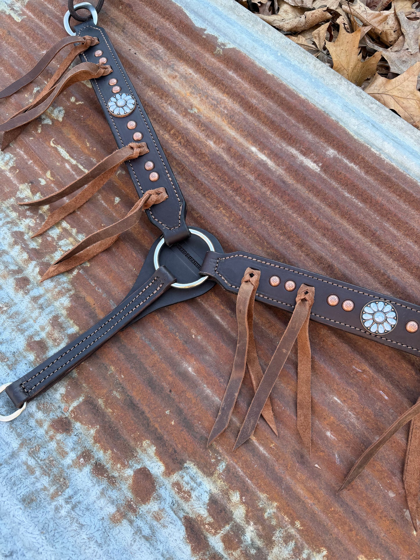 White Bloom Breast collar