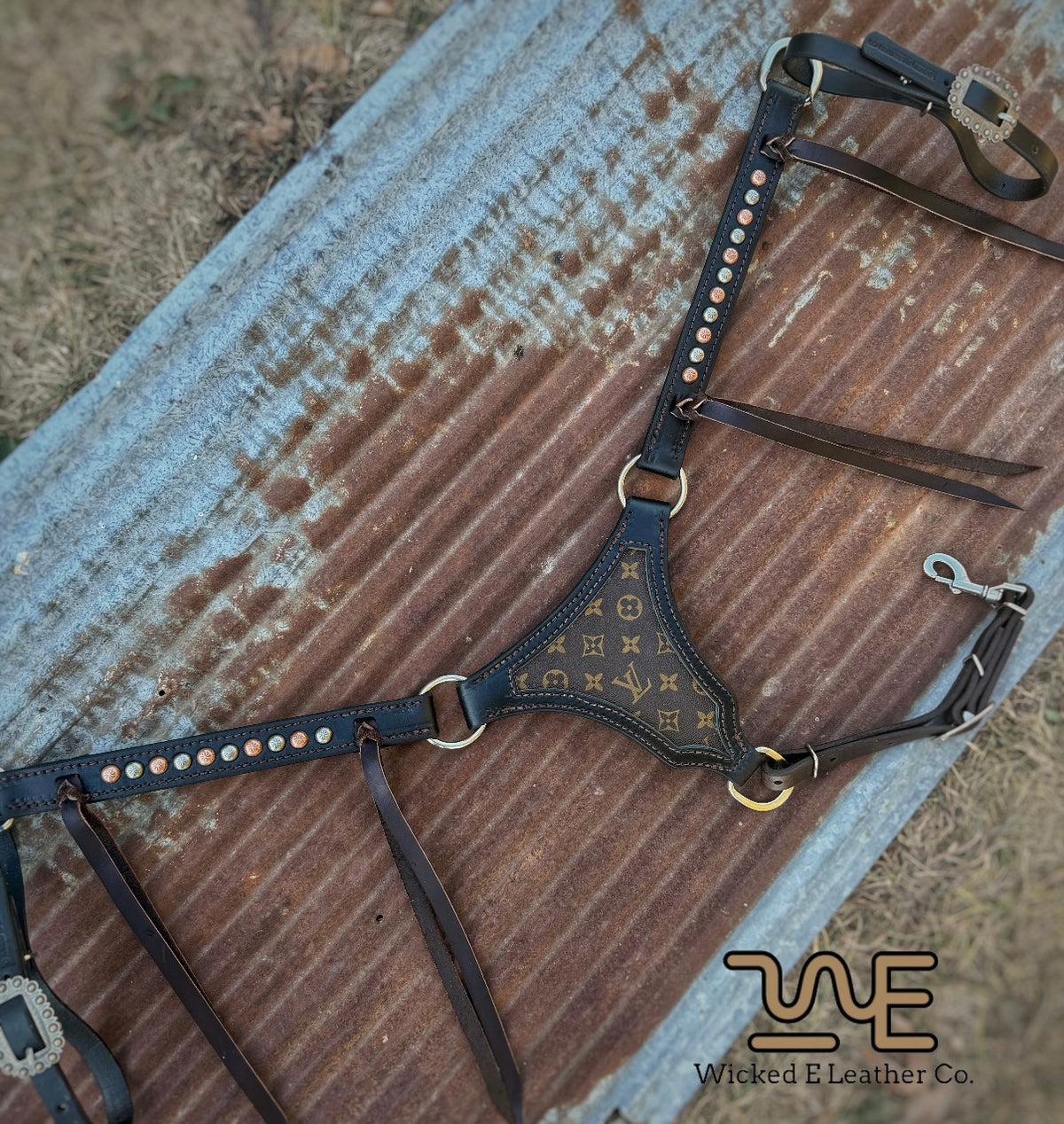 “High-roller” Black Leather Designer plated breast collar