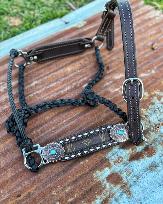 White Buckstitch w/ turquoise round working hybrid halter