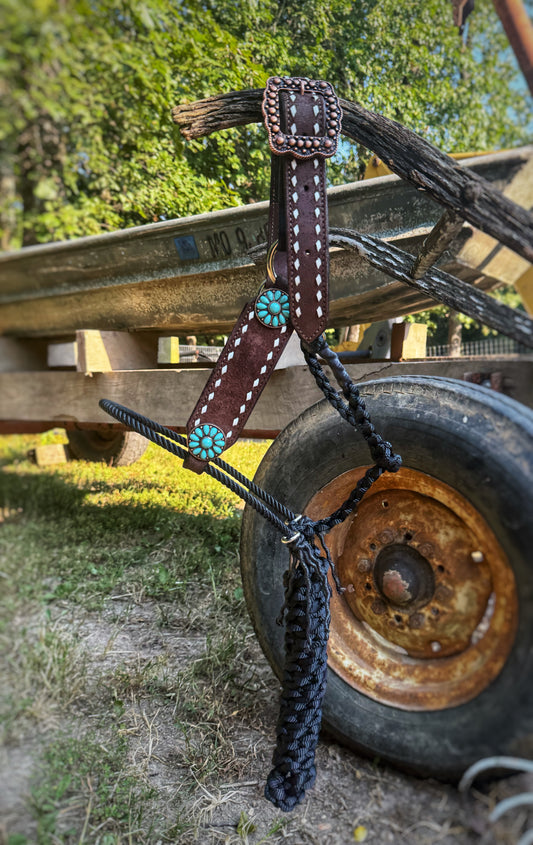 Rough out hybrid halter