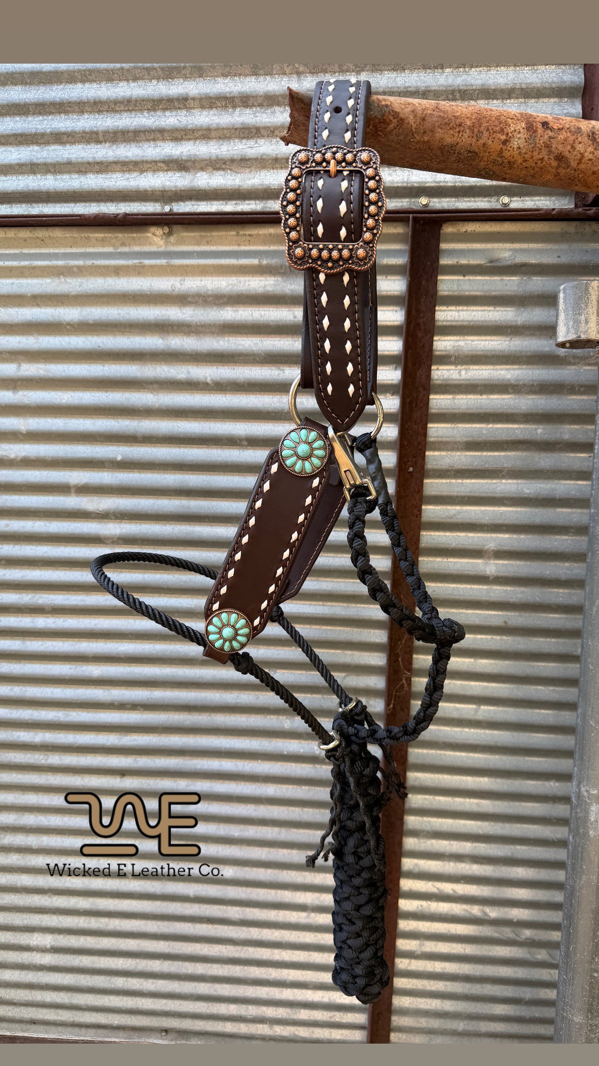 White Buckstitch lariat hybrid halter “Choose your own hardware/muletape colors