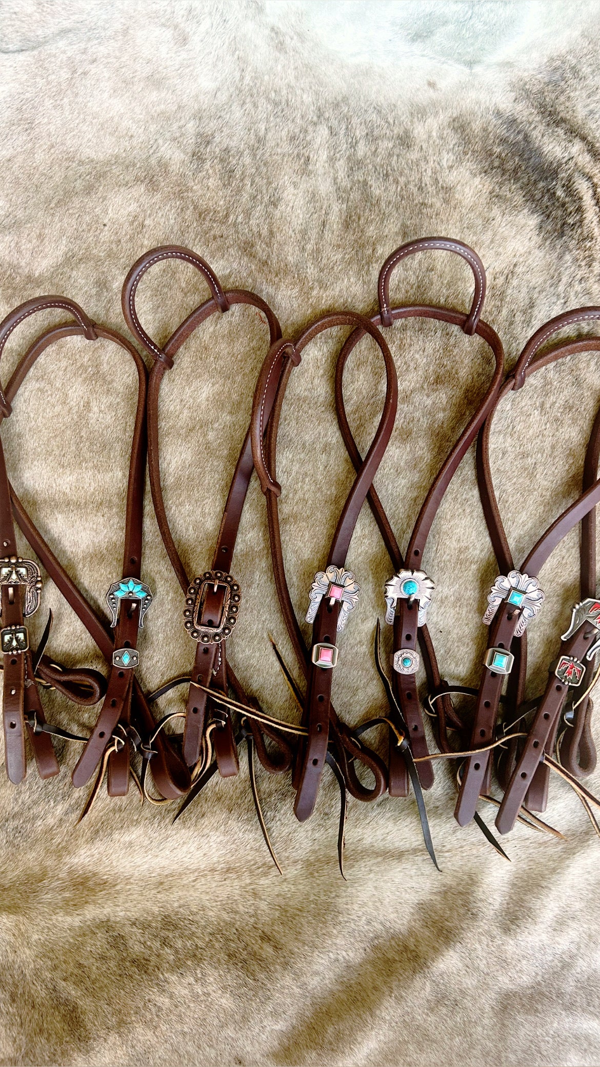 Hot oiled single ear headstall w/fancy buckles