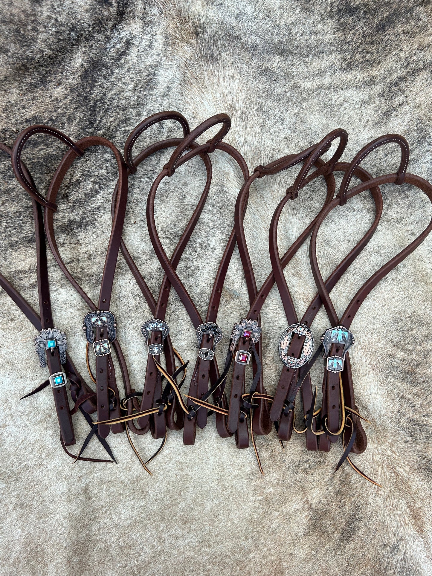 Hot oiled single ear headstall w/fancy buckles